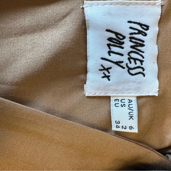 Princess Polly Deep Neck Bodysuit - Picture 3 of 3